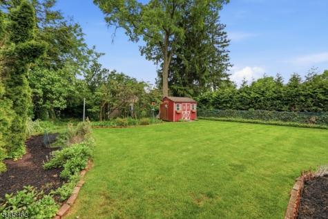 47 Victor Place Hawthorne NJ 07506