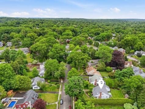 47 Victor Place Hawthorne NJ 07506
