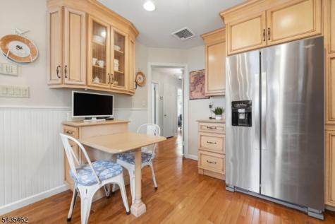 47 Victor Place Hawthorne NJ 07506