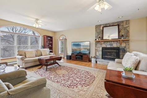 64 Fords Road Randolph NJ 07869