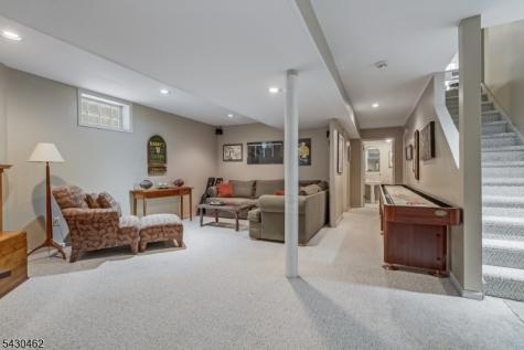 4 Colonel Evans Drive Morris NJ 07960