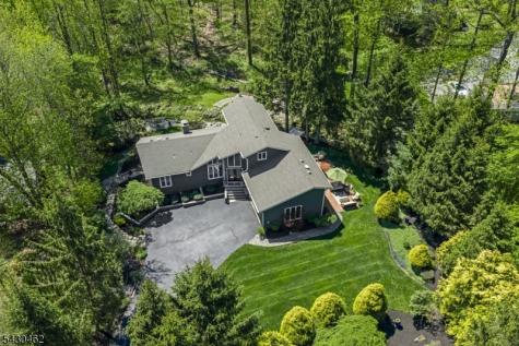 4 Colonel Evans Drive Morris NJ 07960