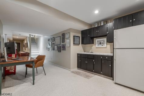 4 Colonel Evans Drive Morris NJ 07960