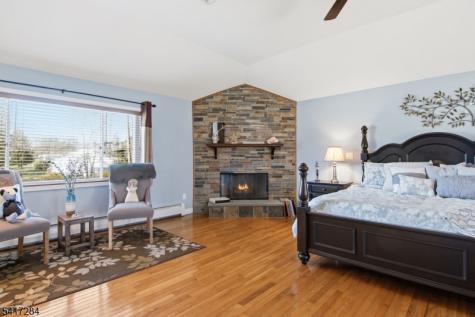 27 Heather Hills Drive Jefferson NJ 07438