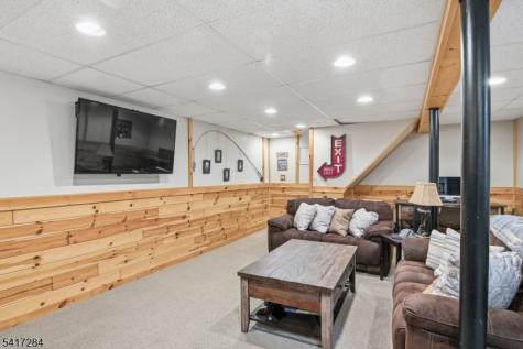 27 Heather Hills Drive Jefferson NJ 07438