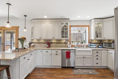 27 Heather Hills Drive Jefferson NJ 07438
