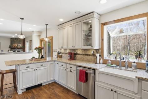 27 Heather Hills Drive Jefferson NJ 07438