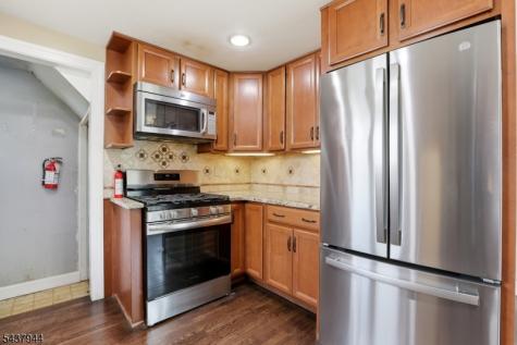 641 Greenbrook Road North Plainfield NJ 07063
