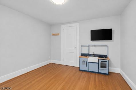 62 Vreeland Avenue Clifton NJ 07011