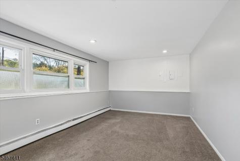 20 Karrville Road Mansfield NJ 07865