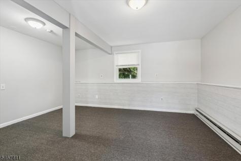 20 Karrville Road Mansfield NJ 07865