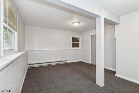 20 Karrville Road Mansfield NJ 07865