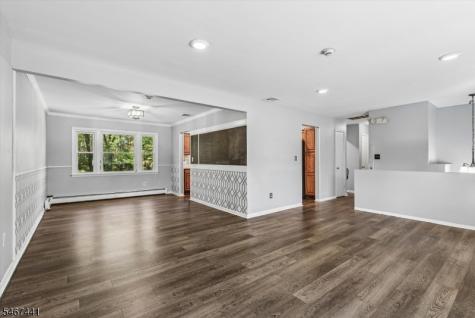 20 Karrville Road Mansfield NJ 07865
