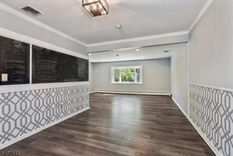 20 Karrville Road Mansfield NJ 07865