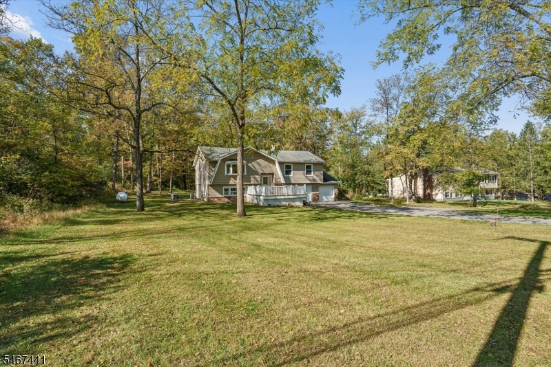 20 Karrville Road Mansfield NJ 07865