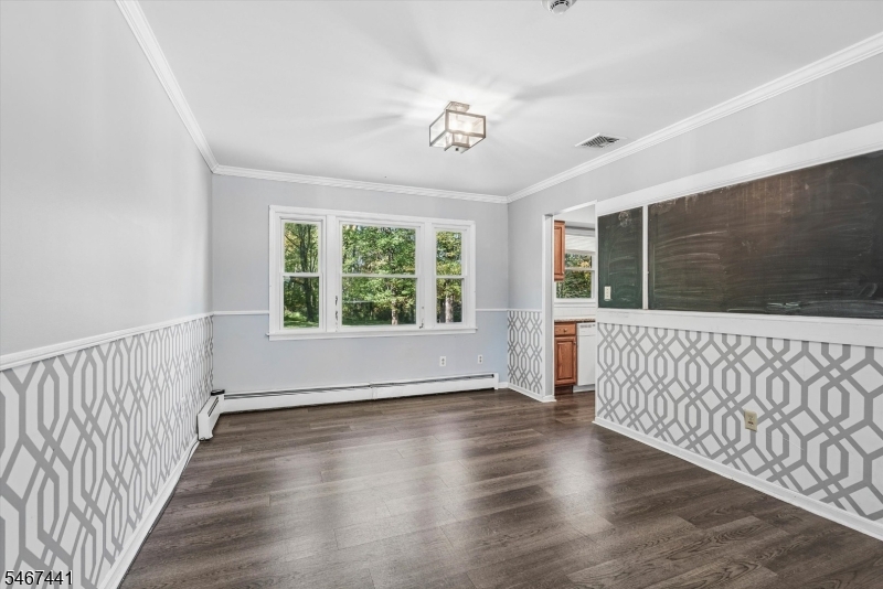 20 Karrville Road Mansfield NJ 07865