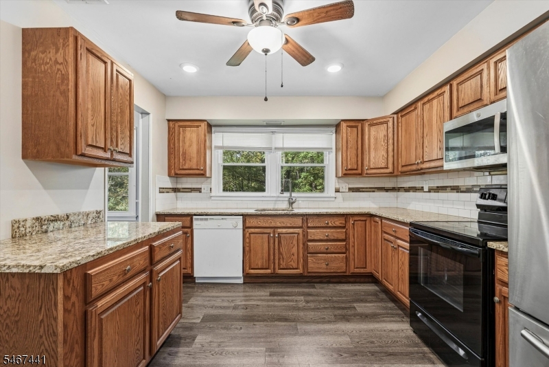 20 Karrville Road Mansfield NJ 07865