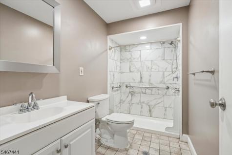 20 Karrville Road Mansfield NJ 07865