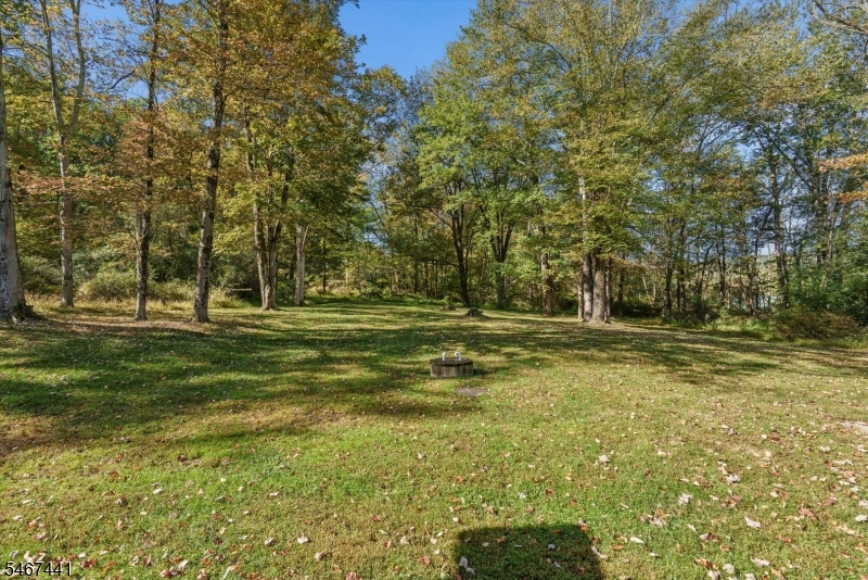 20 Karrville Road Mansfield NJ 07865