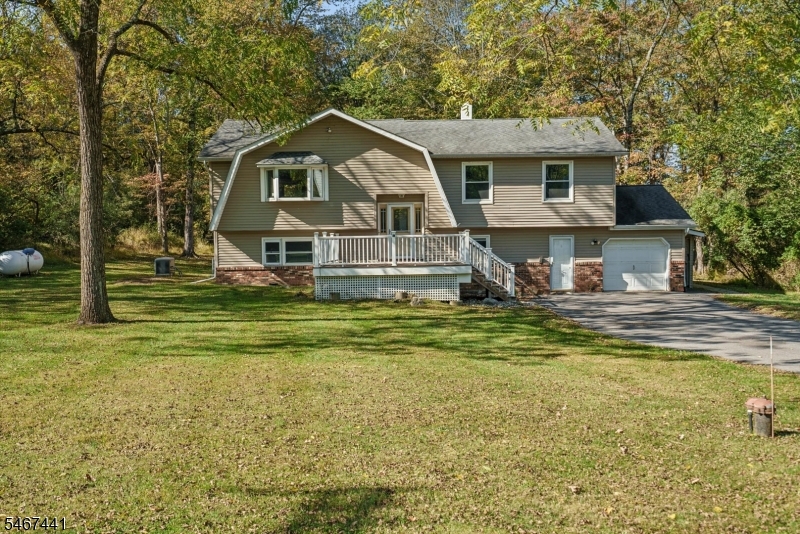 20 Karrville Road Mansfield NJ 07865
