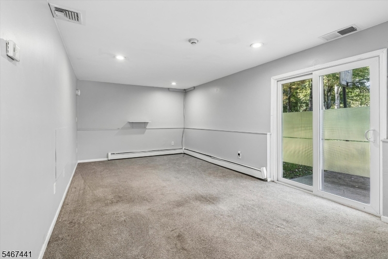 20 Karrville Road Mansfield NJ 07865