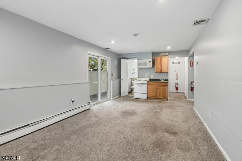 20 Karrville Road Mansfield NJ 07865