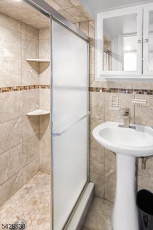 120 Livingston Road Linden NJ 07036