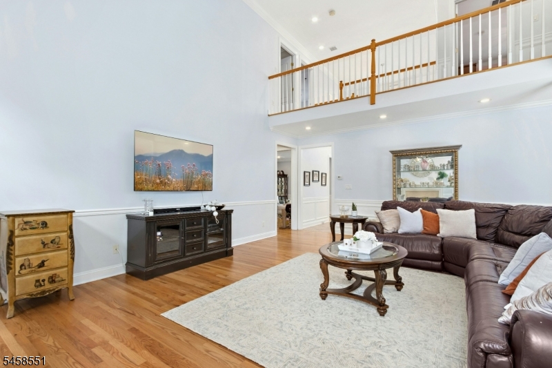 165 Briarheath Lane Clark NJ 07066