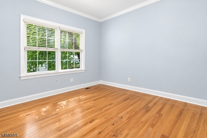 165 Briarheath Lane Clark NJ 07066