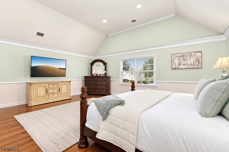 165 Briarheath Lane Clark NJ 07066