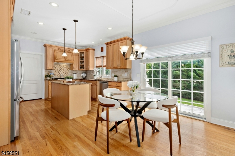 165 Briarheath Lane Clark NJ 07066