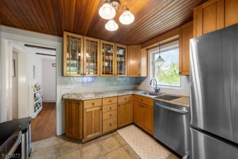 2637 Skytop Drive Scotch Plains NJ 07076