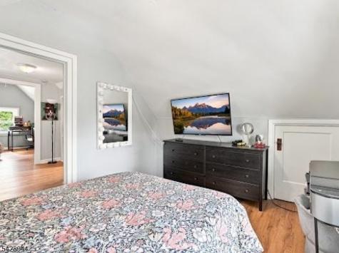 345 Clay Avenue Roselle Park NJ 07204