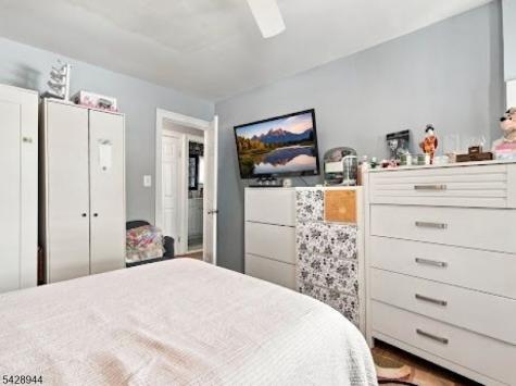 345 Clay Avenue Roselle Park NJ 07204