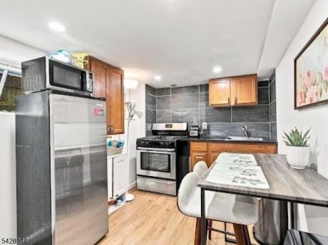 345 Clay Avenue Roselle Park NJ 07204