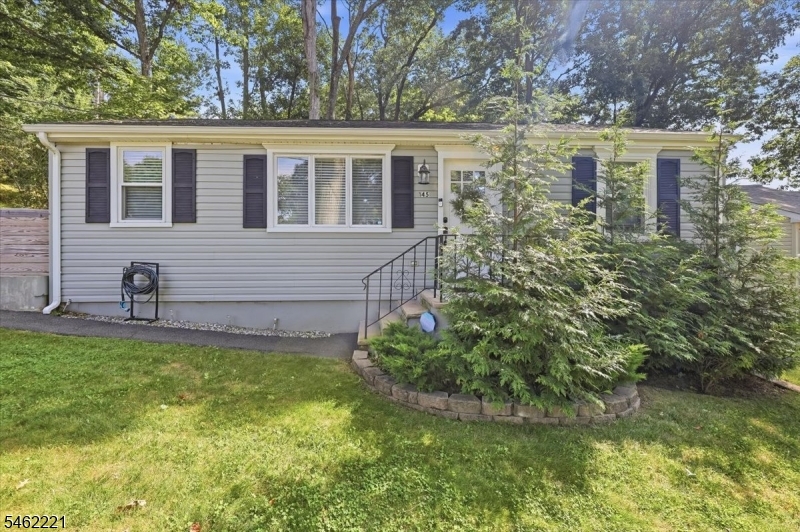 145 S New York Avenue Jefferson NJ 07849