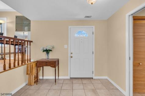 1091 Cambridge Lane Bridgewater NJ 08807