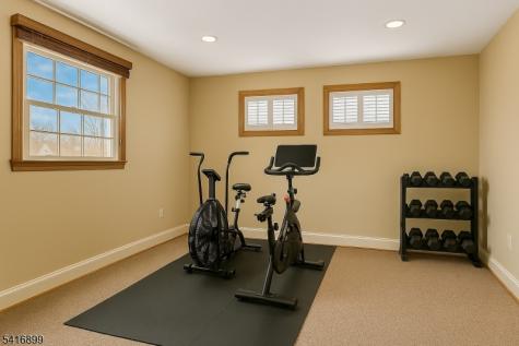 1091 Cambridge Lane Bridgewater NJ 08807