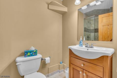 1091 Cambridge Lane Bridgewater NJ 08807