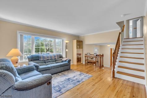 1091 Cambridge Lane Bridgewater NJ 08807