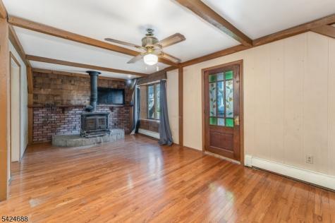 742 South Boulevard Alpha NJ 08865
