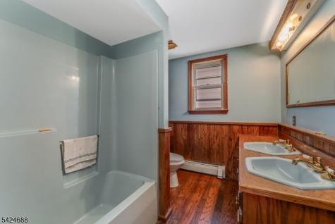 742 South Boulevard Alpha NJ 08865
