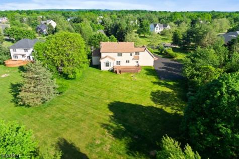 12 Montfort Drive Montgomery NJ 08502