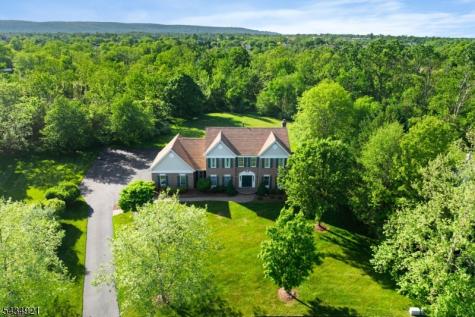 12 Montfort Drive Montgomery NJ 08502