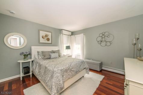 11 Surrey Lane Sparta NJ 07871