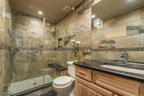 11 Surrey Lane Sparta NJ 07871