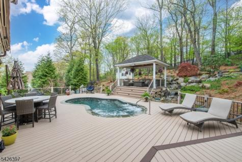 11 Surrey Lane Sparta NJ 07871