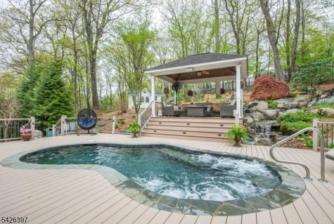 11 Surrey Lane Sparta NJ 07871