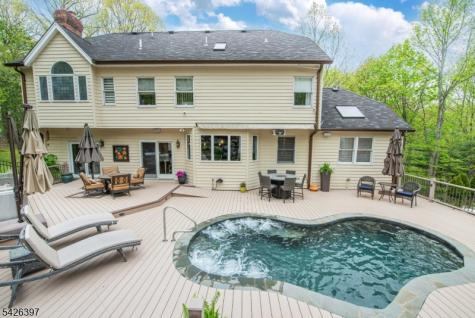11 Surrey Lane Sparta NJ 07871