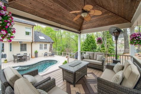 11 Surrey Lane Sparta NJ 07871